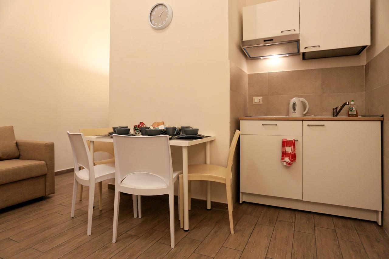 Apartcity Naples B&B 外观 照片