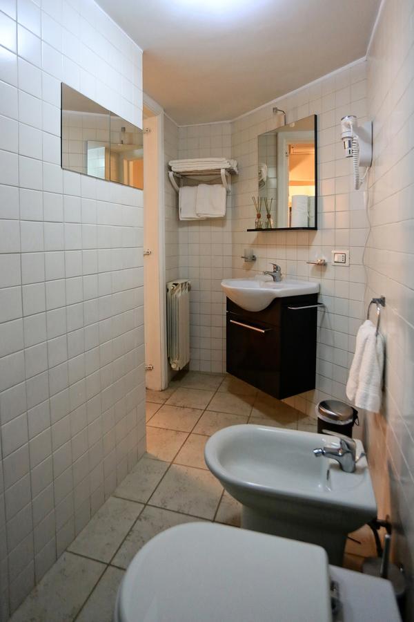 Apartcity Naples B&B 外观 照片