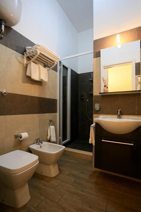 Apartcity Naples B&B 外观 照片