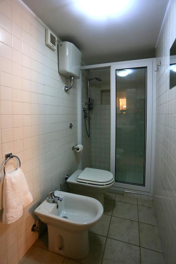 Apartcity Naples B&B 外观 照片